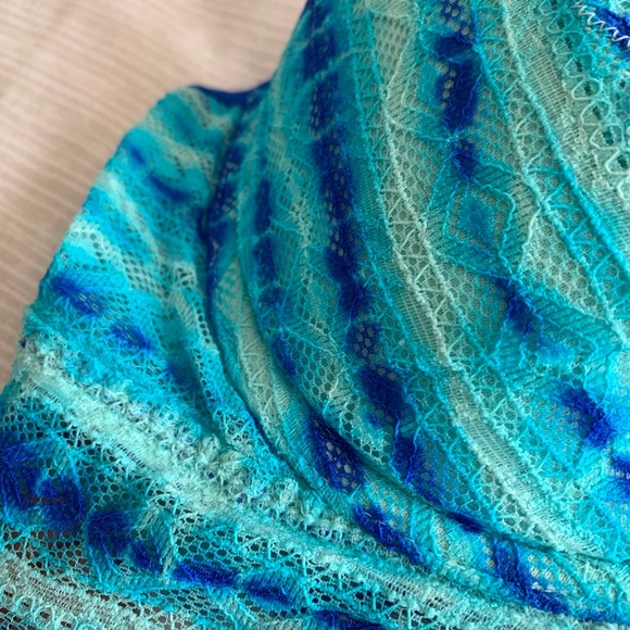 Victoria’s Secret blue tie dye bralette / bra S - Picture 3 of 4